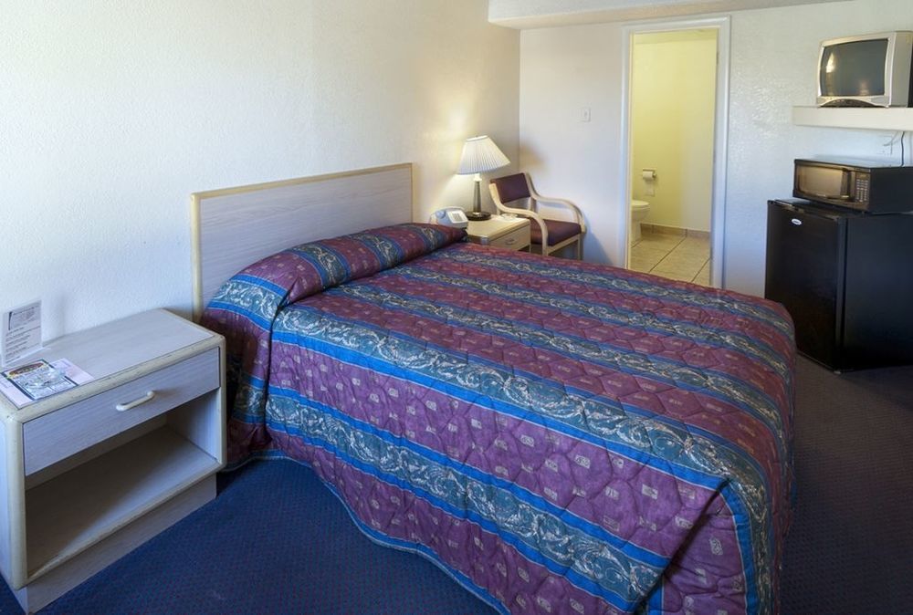 American Executive Inn Меса Стая снимка