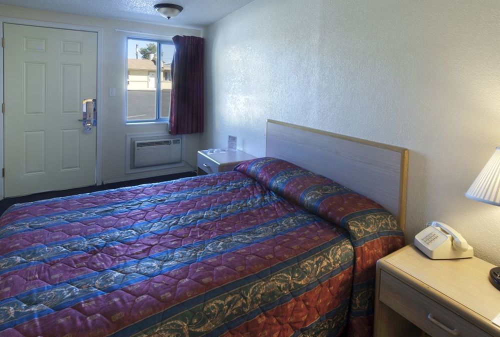 American Executive Inn Меса Стая снимка