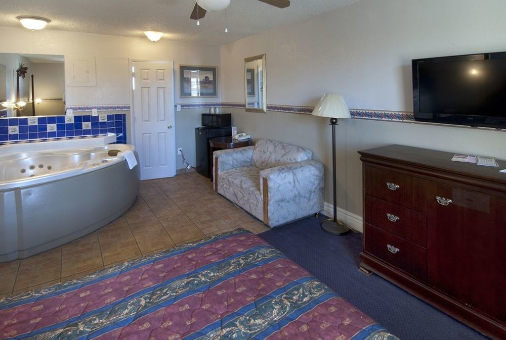 American Executive Inn Меса Стая снимка