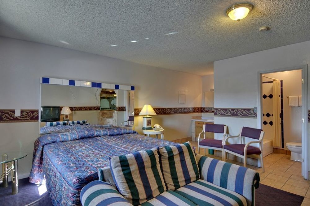 American Executive Inn Меса Стая снимка