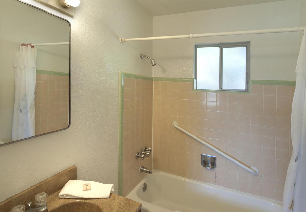 American Executive Inn Меса Екстериор снимка