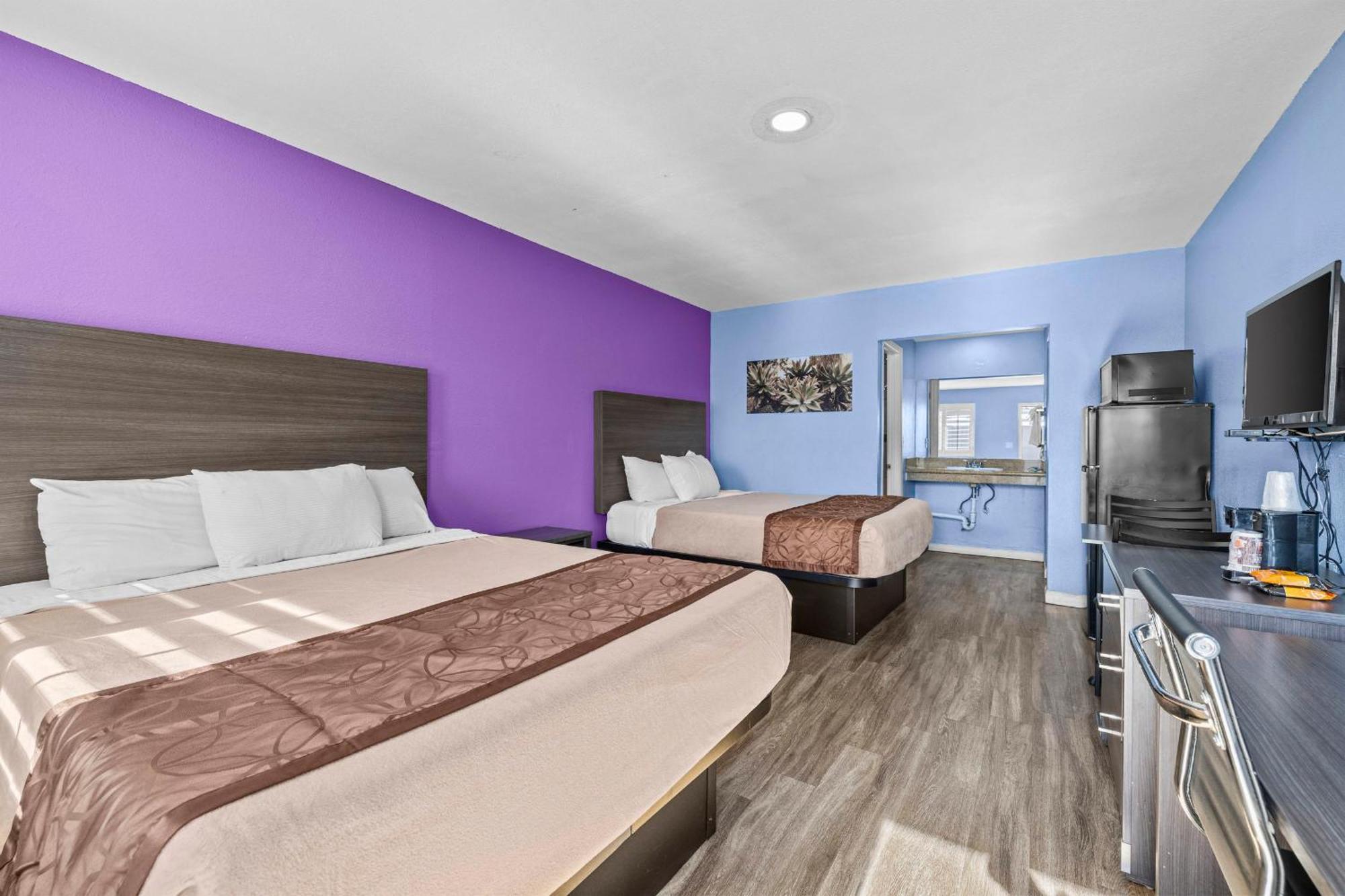 American Executive Inn Меса Екстериор снимка