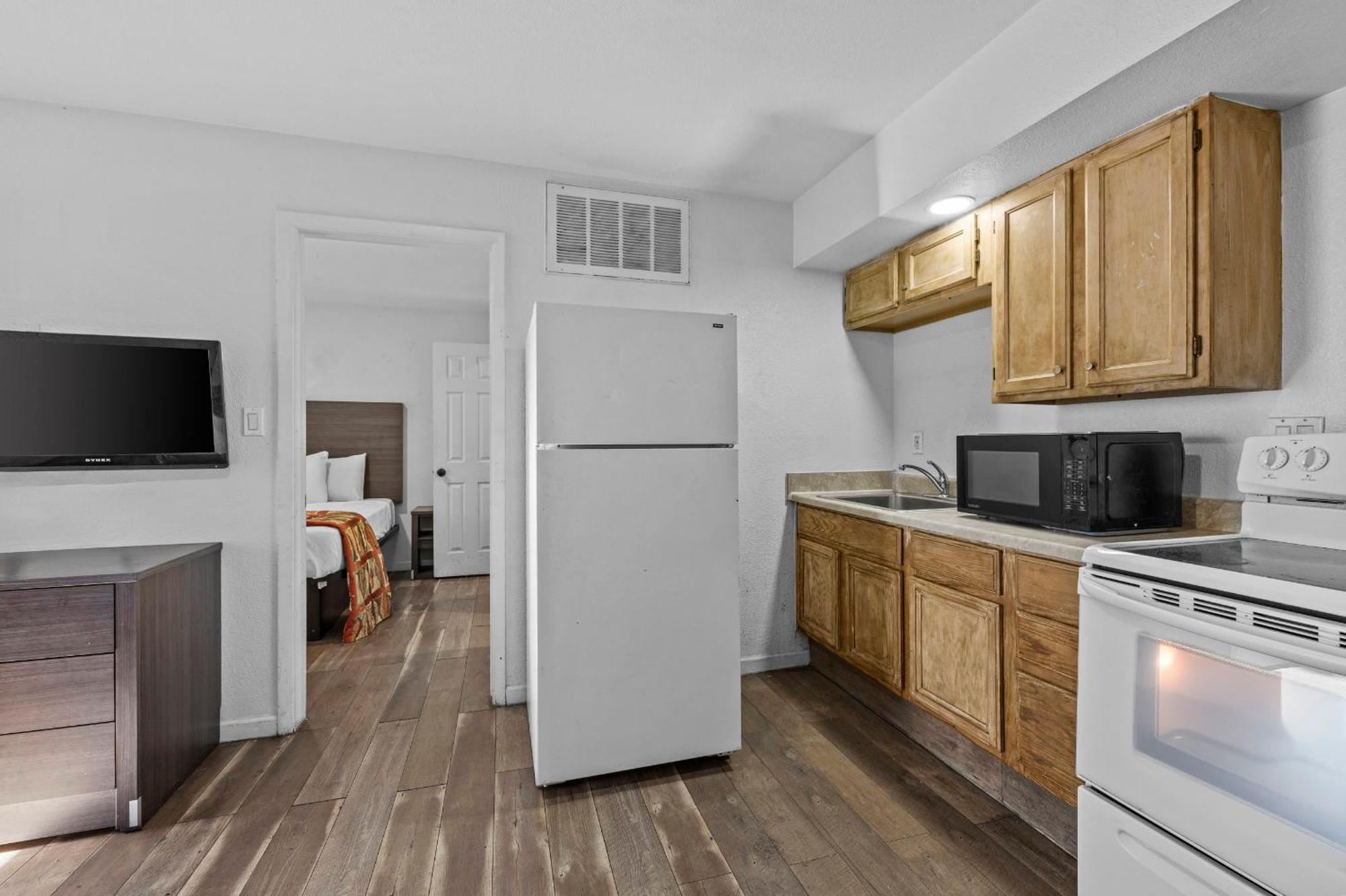 American Executive Inn Меса Екстериор снимка