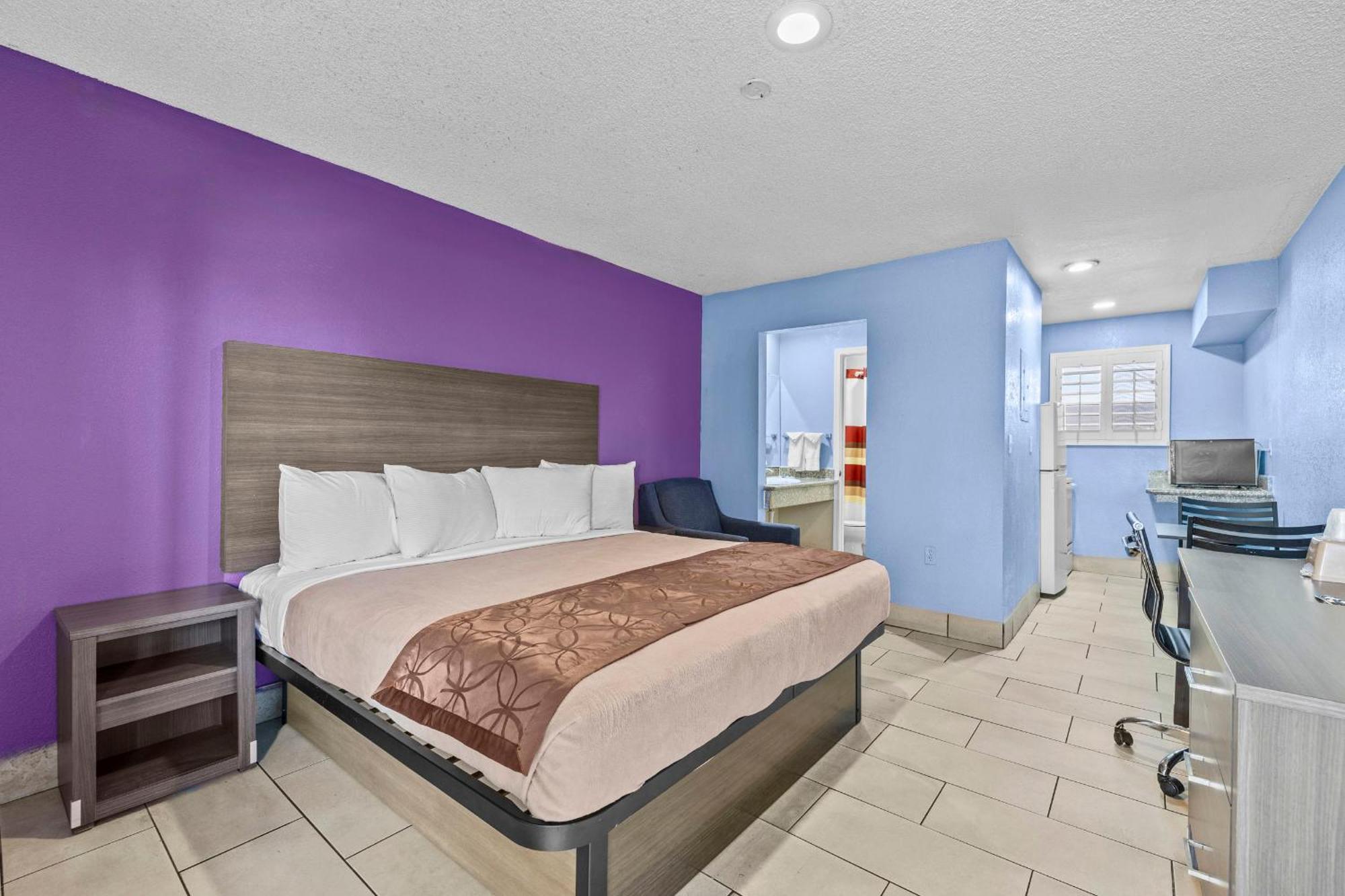 American Executive Inn Меса Екстериор снимка