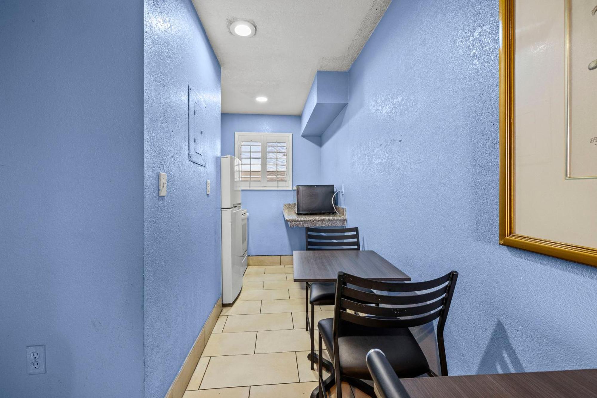 American Executive Inn Меса Екстериор снимка